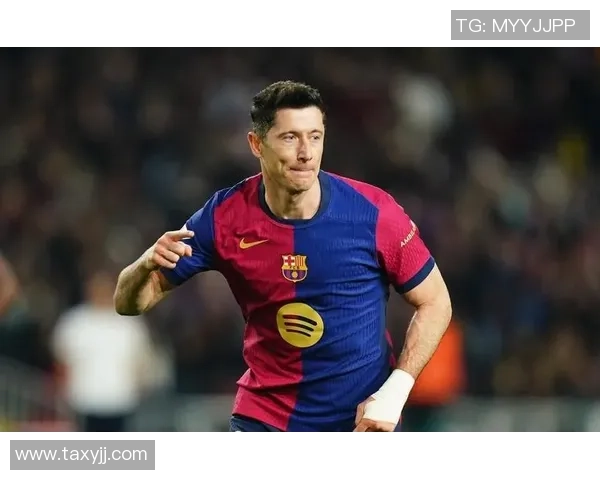 五号足球明星代表的传奇之路与荣耀时刻揭秘